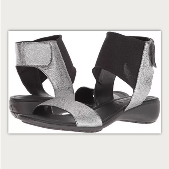 The Flexx Sandals SZ 11 M (better fit -10.5) $125 - Picture 1 of 3